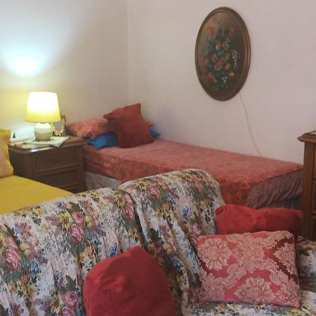 Amabile Guesthouse Milis Екстер'єр фото